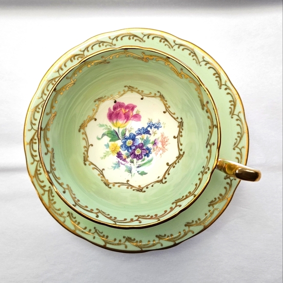 Aynsley Other - Beautiful, vintage Aynsley cup and saucer.